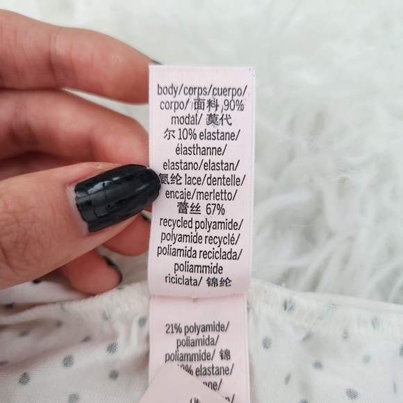 Victoria's Secret Mini Pin Dot Pajama Shorties. Size Small. New. - Picture 5 of 5